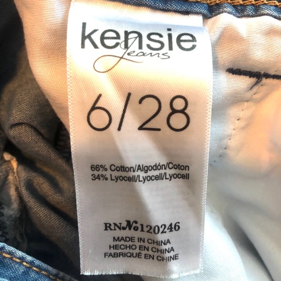 KENSIE Jean Shorts Lightweight - Picture 3 of 10